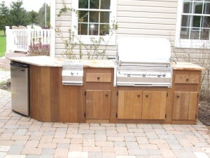 outdoor kitchen